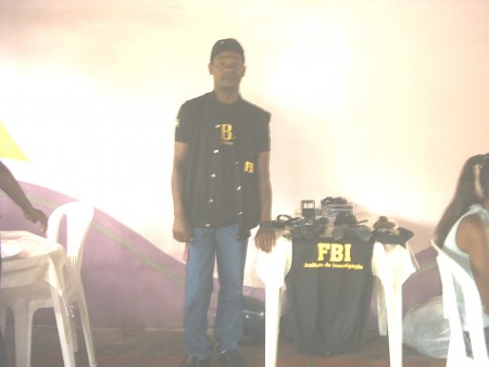 COMEMORAÇÃO DOS DIAS DOS DETETIVE DA FBI